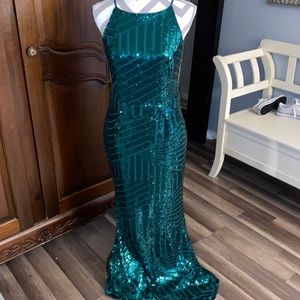 Bee Free brand size large green sequin dress.